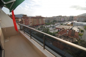 Alanya  Lüks Plazada Satılık OFİS & BÜRO